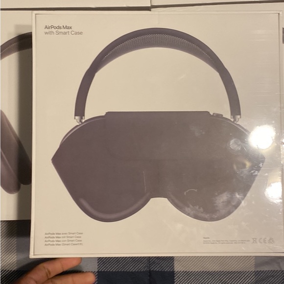 AirPod max - Picture 2 of 4